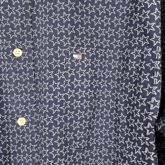 TOMMY HILFIGER BUTTON DOWN STAR PATTERN SHIRT - Picture 6 of 8